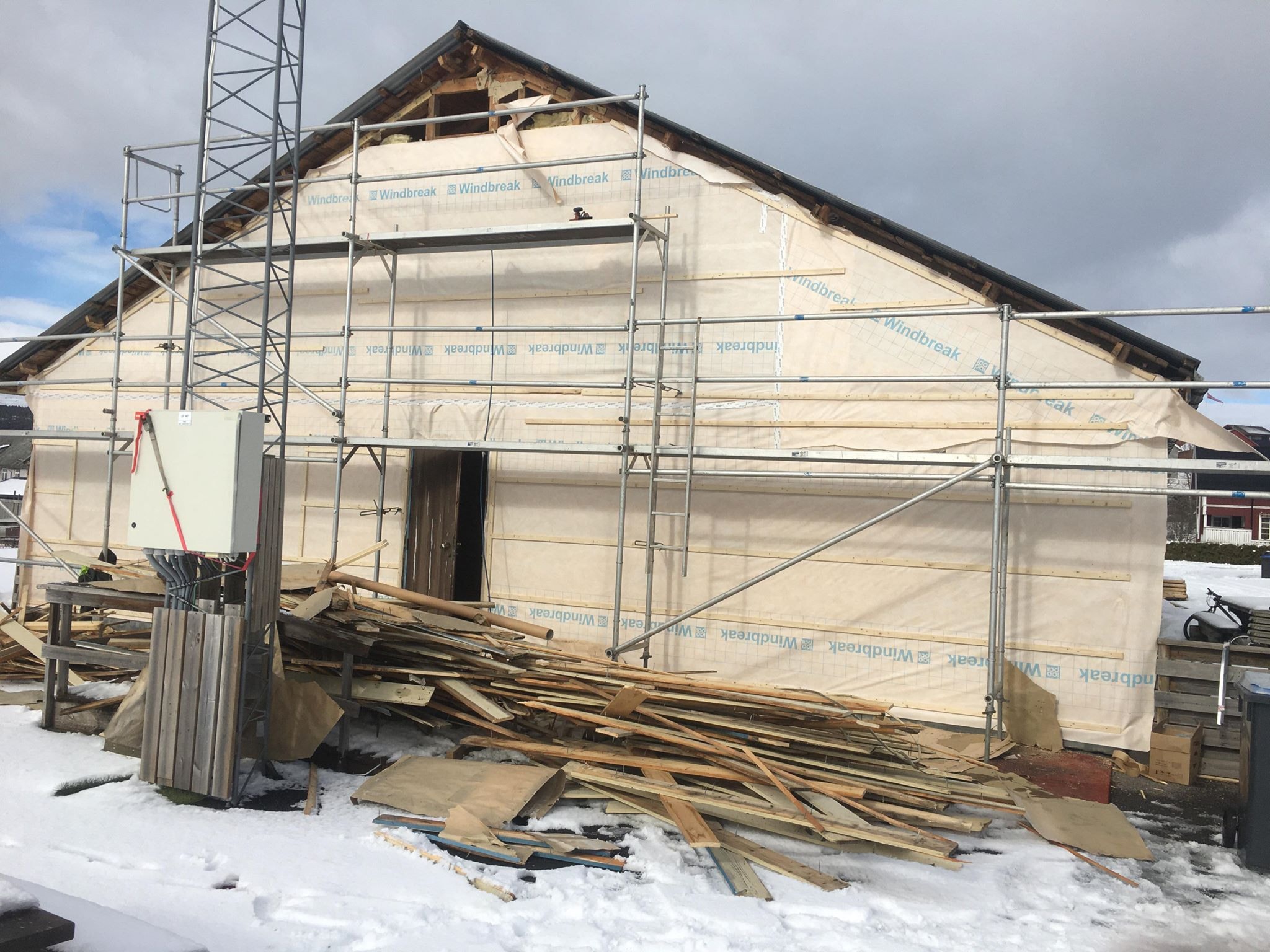 Restaurering av klubbhuset i Viosen